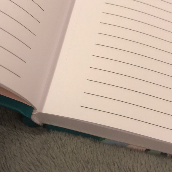 🎈LAST ONE Tropical hard cover notebook - Picture 5 of 6